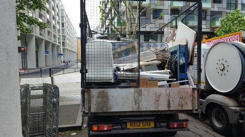 Efficient office clearance process being executed